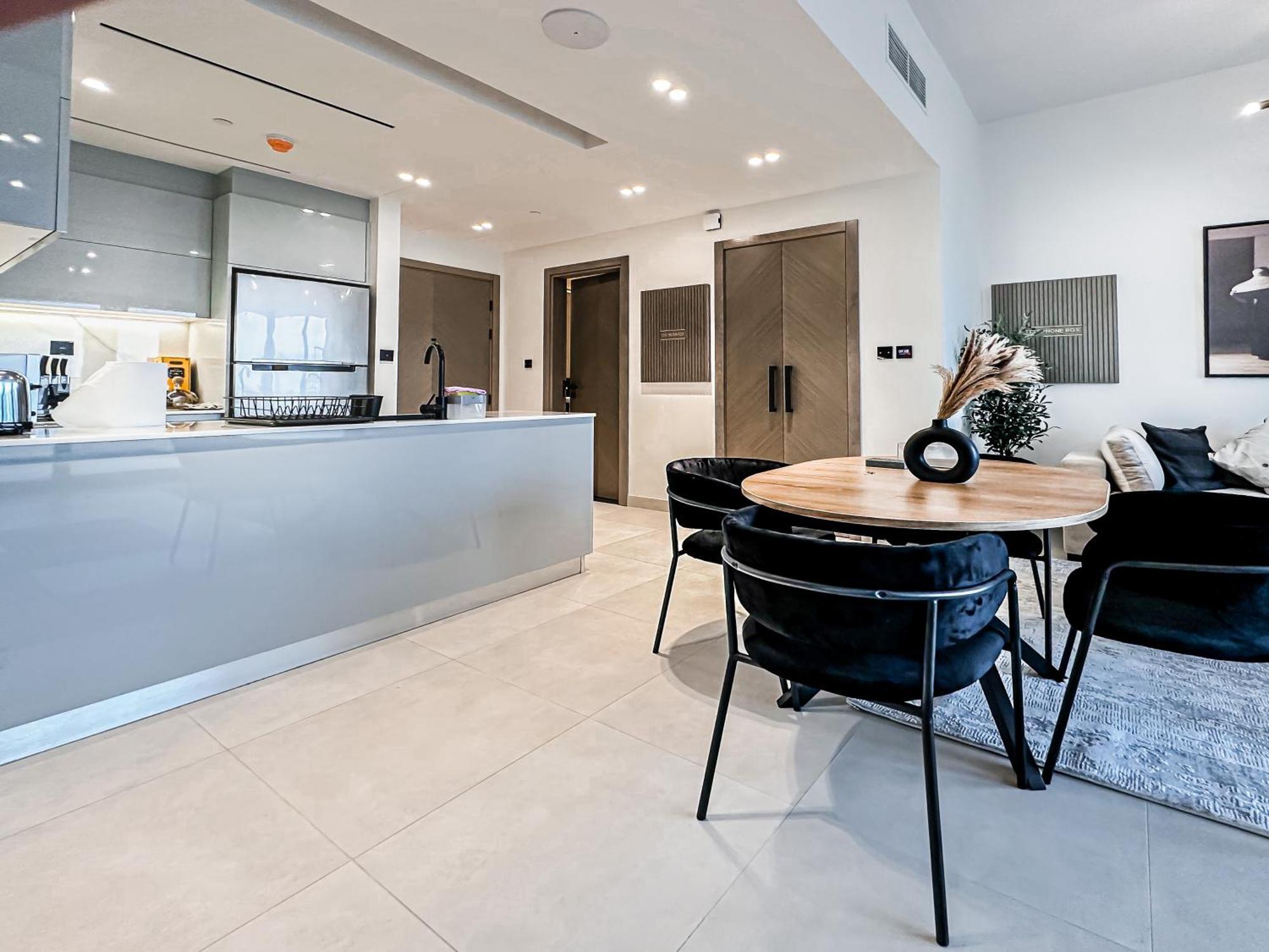 Skyline Oasis - Business Bay With Burj Khalifa Vie *